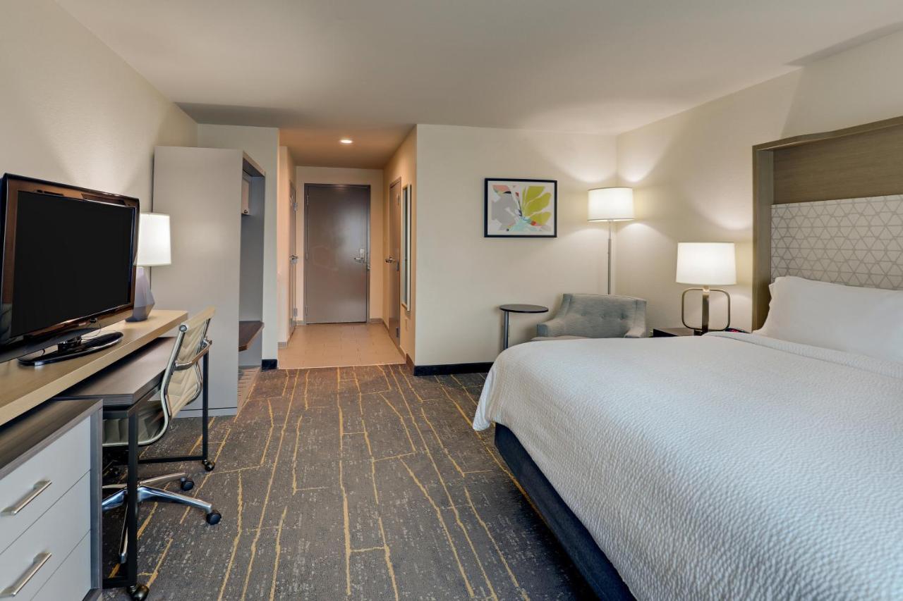 Holiday Inn Mobile Airport By Ihg Exterior photo