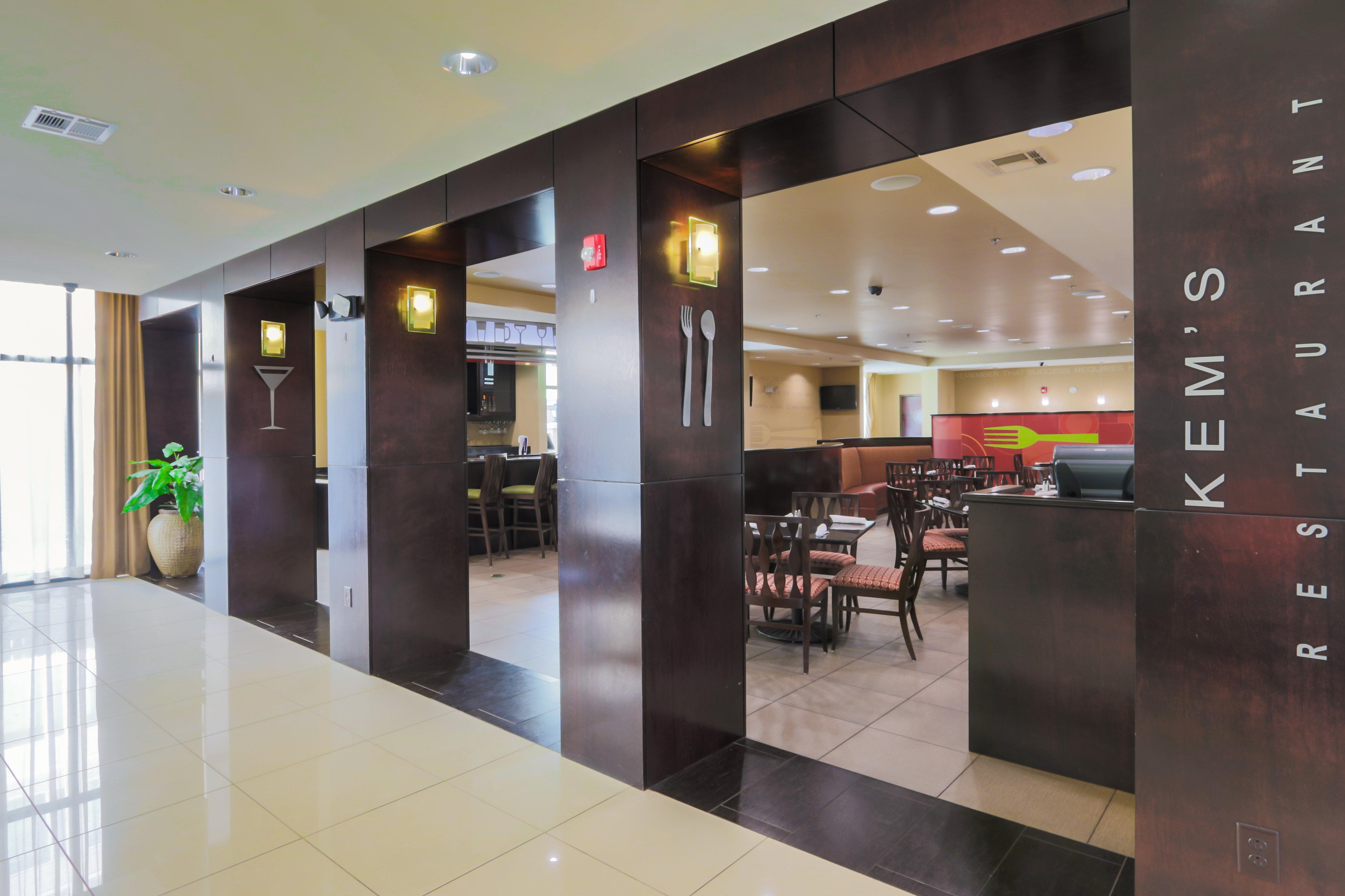 Holiday Inn Mobile Airport By Ihg Exterior photo